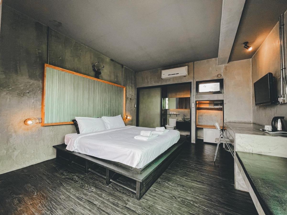 Bed Stop Hotel Chiangmai 清邁 外观 照片