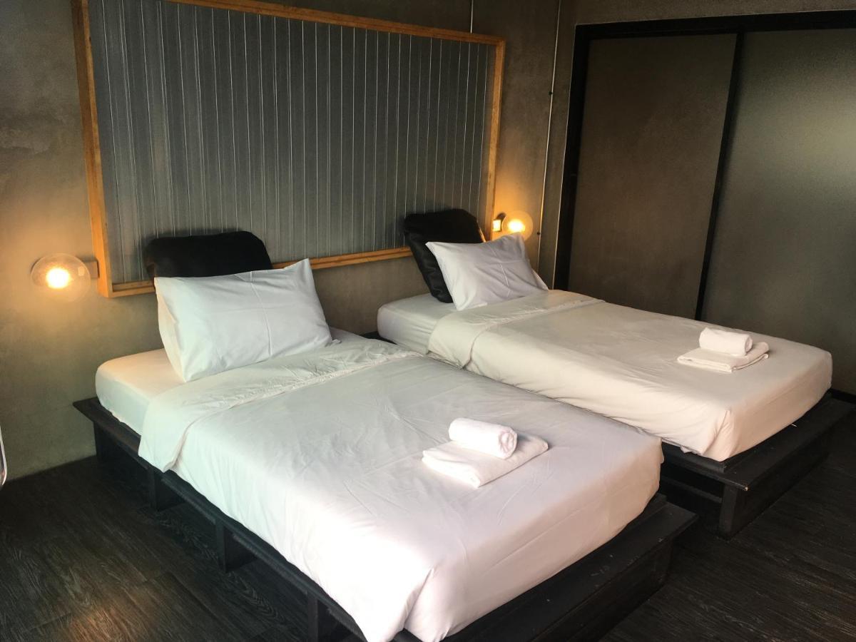 Bed Stop Hotel Chiangmai 清邁 外观 照片